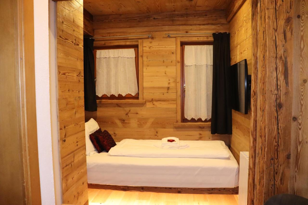 Hotel Ciasa Lorenzi Κορτίνα Ντ' Αμπέτσο Εξωτερικό φωτογραφία