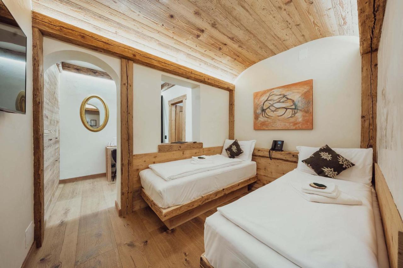 Hotel Ciasa Lorenzi Κορτίνα Ντ' Αμπέτσο Εξωτερικό φωτογραφία