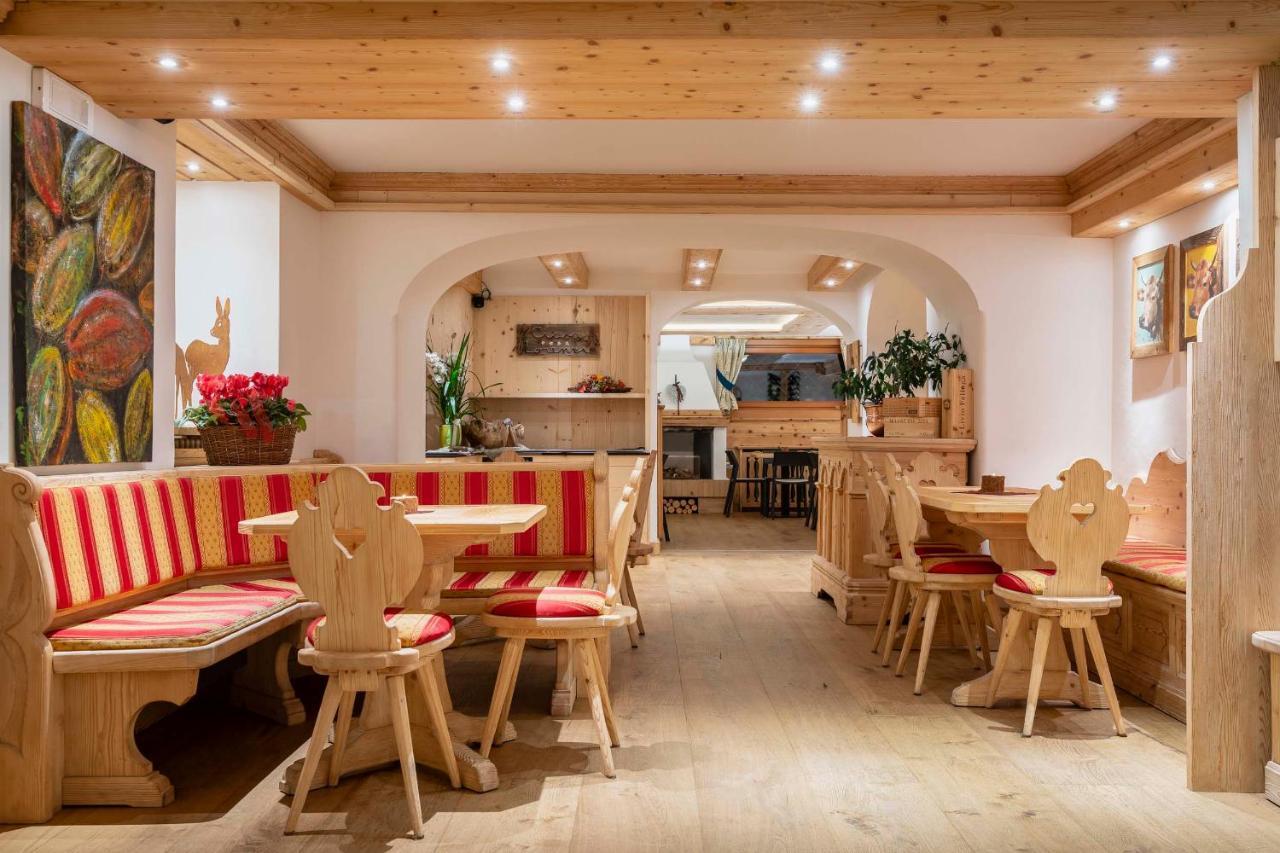 Hotel Ciasa Lorenzi Κορτίνα Ντ' Αμπέτσο Εξωτερικό φωτογραφία